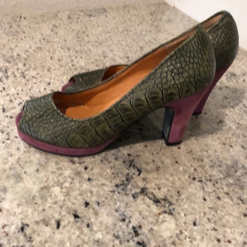 Super Cute and Comfy Stacked Peep Toe Heels